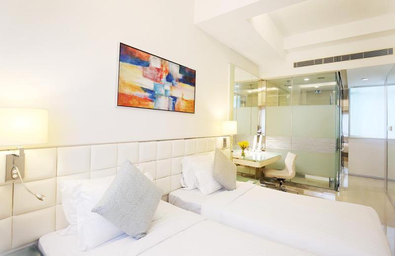 Iclub Wan Chai Hotel Hong Kong Room photo